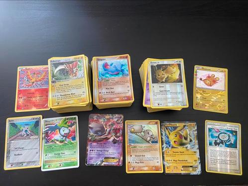 Pokemon kaarten plus/min 350 kaarten, Hobby en Vrije tijd, Verzamelkaartspellen | Pokémon, Zo goed als nieuw, Meerdere kaarten