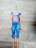 Barbie made to move yoga outfit, Kinderen en Baby's, Speelgoed | Poppen, Nieuw, Ophalen of Verzenden, Barbie