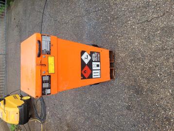 Western ibc brandstof transporttank beschikbaar voor biedingen