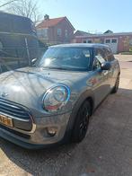 Mini 1.5 D ONE 5D 2016 Grijs, Auto's, Voorwielaandrijving, 95 pk, Particulier, 3 cilinders