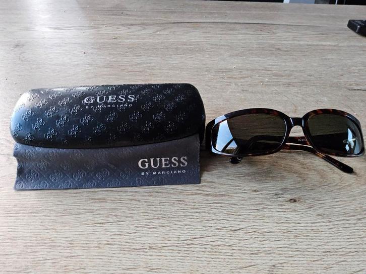 Guess zonnebril GU 6112 (ongedragen), Sieraden, Tassen en Uiterlijk, Zonnebrillen en Brillen | Dames, Zo goed als nieuw, Zonnebril