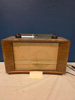 Merk Philips 

Type Bx704A

Bouwjaar 196m50/1951 Bluetooth, Ophalen