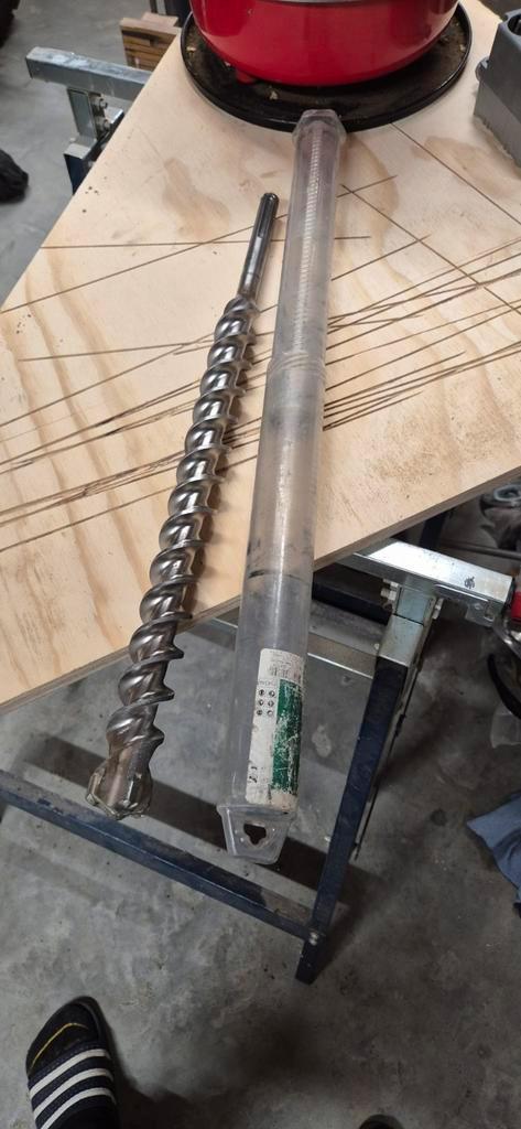 40mm SDS Plus Boor - 57cm Lang - Zo Goed Als Nieuw, Doe-het-zelf en Verbouw, Gereedschap | Handgereedschap, Ophalen