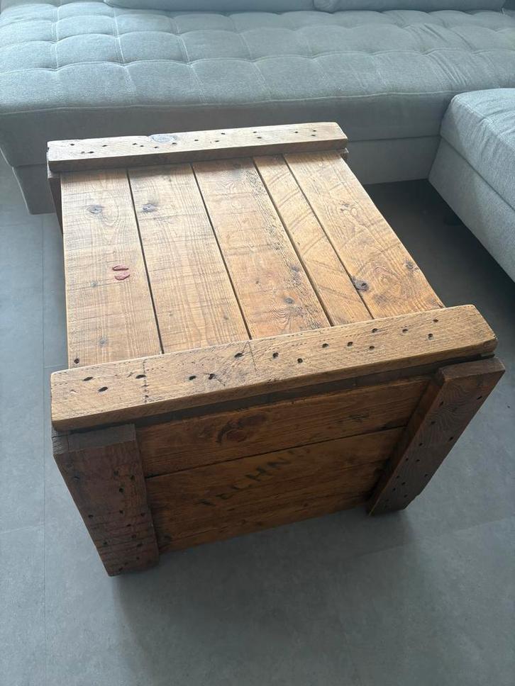 Handgemaakte salontafel van palletbox met opbergruimte, Huis en Inrichting, Tafels | Salontafels, Gebruikt, 50 tot 75 cm, 50 tot 100 cm