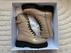 TORAL - Luxe taupe veterboots met blokhak – maat 38, Beige, Lage of Enkellaarzen, Ophalen of Verzenden, Zo goed als nieuw