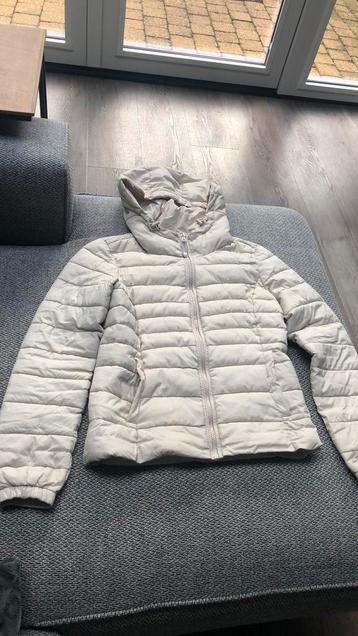 Only- ONLTAHOE HOOD JACKET XS beschikbaar voor biedingen