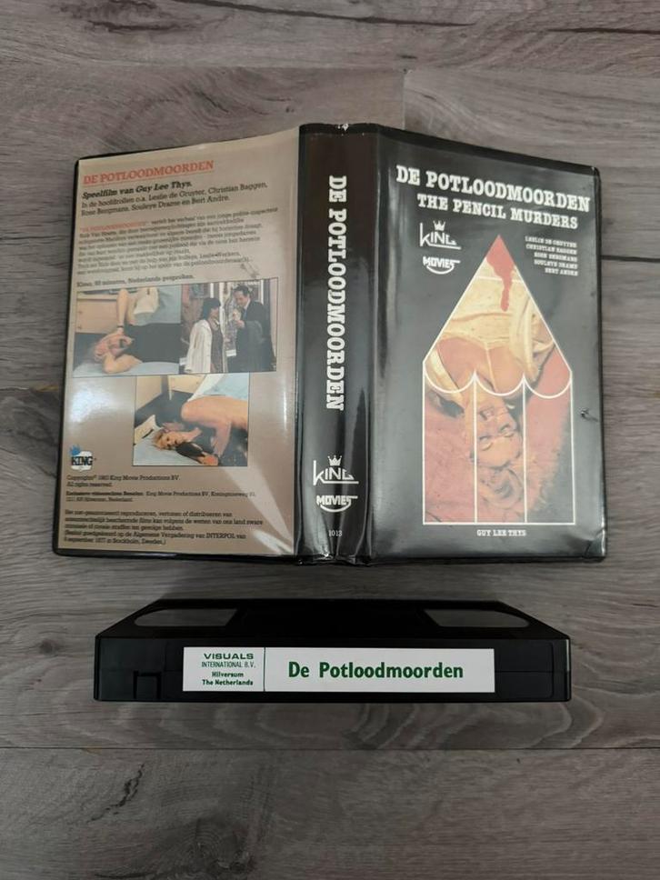 De Potloodmoorden (1982) ex-rental VHS (Guy Lee Thys), Cd's en Dvd's, VHS | Film, Gebruikt, Nederlandstalig, Alle leeftijden, Ophalen of Verzenden