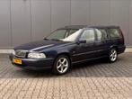Volvo V70 Classic 2.5 Aut. | Cruise | Clima | Trekhaak, Auto's, 74 €/maand, Beige, Blauw, Leder en Stof