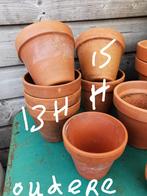 Terracotta bloempotten deel bijna nieuw deel patina Miekje's, Tuin en Terras, Bloempotten, Ophalen, ., Rond, Zo goed als nieuw