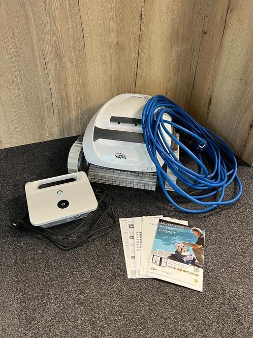 Dolphin E10 zwembadrobot, Tuin en Terras, Zwembad-toebehoren, Zo goed als nieuw, Reinigingsmiddel, Ophalen of Verzenden