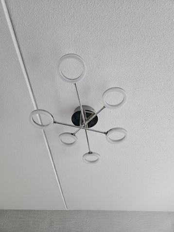 Moderne Plafondlamp met LED Ringen beschikbaar voor biedingen