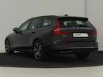 Volvo V60 2.0 B3 Plus Dark | Panoramadak | 360 Camera | Stan, Auto's, Te koop, Zilver of Grijs, Benzine, Gebruikt