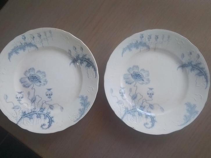 2 zeer mooie antieke diner borden, Antiek en Kunst, Antiek | Servies los, Ophalen of Verzenden