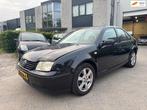 Volkswagen Bora 1.6-16V Sportline Airco Nw Apk, Auto's, Volkswagen, Stof, Gebruikt, 4 cilinders, Electronic Stability Program (ESP)