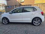 Volkswagen Polo 1.4-16V Highline, Auto's, Volkswagen, Voorwielaandrijving, Gebruikt, Zwart, 4 cilinders