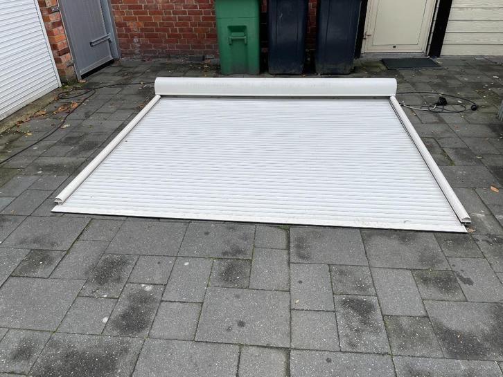 wit ral 9001 electrisch rolluik br.2.53 x 2.29,5 mtr hoog, Doe-het-zelf en Verbouw, Rolluiken, Gebruikt, 200 cm of meer, 200 cm of meer
