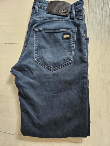 Hugo Boss  Spijkerbroek  29 / 30 slim fit nieuwe staat  