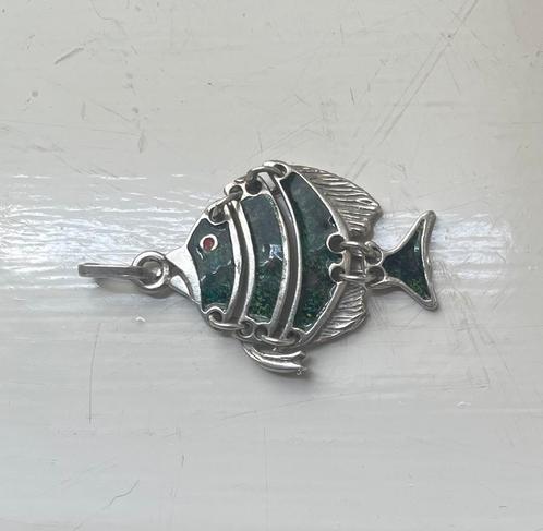 Visgraat, zilveren hanger met groen emaille, vintage 1960, Sieraden, Tassen en Uiterlijk, Kettinghangers, Gebruikt, Zilver, Zilver