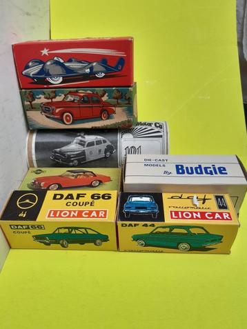 modelauto doosjes beschikbaar voor biedingen