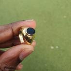Goud zegelring gouden ring 18karaat 750, 18 tot 19, Gebruikt, Ophalen of Verzenden, Dame of Heer