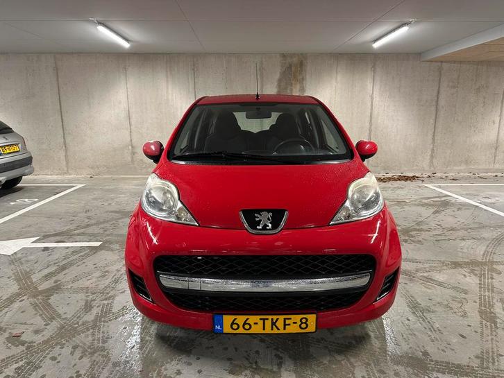 Peugeot 107 1.0 12V 5DR 2012, Auto's, Peugeot, Particulier, Airbags, Alarm, Centrale vergrendeling, Elektrische ramen, Radio, Benzine