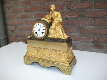 Antieke pendule, zeer vroeg 1805, touwtje,  beschikbaar voor biedingen