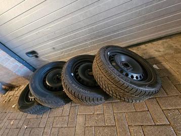 4 winterband op velg 215/55R16 beschikbaar voor biedingen