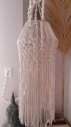 Macrame lampenkap, zand/beige kleur., Ophalen of Verzenden, Zo goed als nieuw