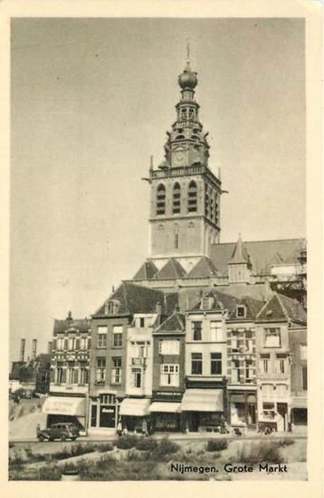 (386-249-015) Nijmegen Grote Markt beschikbaar voor biedingen