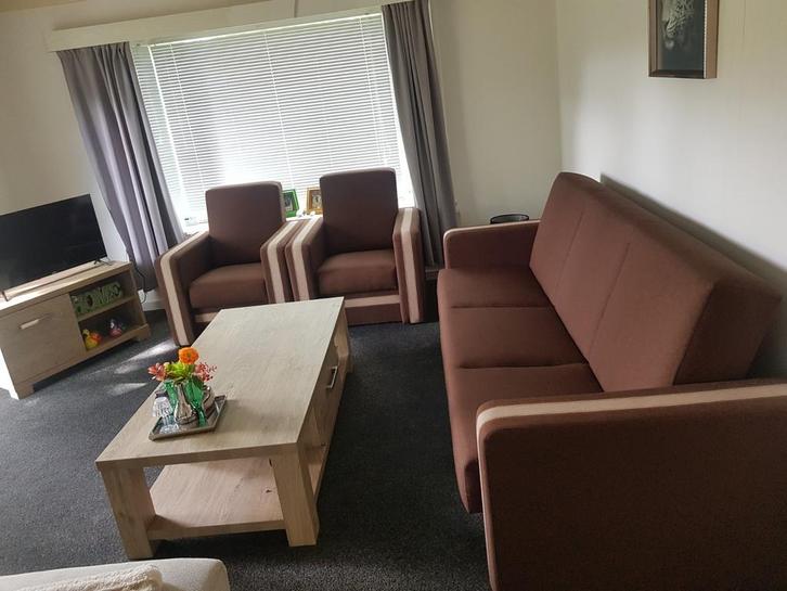 Zitgroep: Bank, 2 Fauteuils & TV kast, Huis en Inrichting, Banken | Complete zithoeken, Zo goed als nieuw, Hout, Stof, Ophalen of Verzenden
