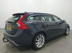 Volvo V60 1.6 D2 R-Design NAVI/H.LEDER/STOELVERW/TR.HAAK, Auto's, Volvo, Euro 5, Gebruikt, 4 cilinders, 116 pk