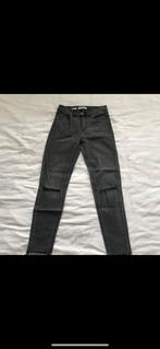Pull&Bear broek zwart/nieuw maat 36, Zwart, Nieuw, Ophalen of Verzenden, W28 - W29 (confectie 36)
