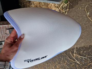 Zadelpad Thinline wit  beschikbaar voor biedingen