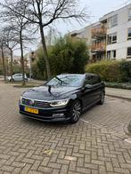 Volkswagen Passat 1.6 TDI R-LINE BMT Variant DSG 2017 Zwart, Zwart, 4 cilinders, Zwart, Origineel Nederlands