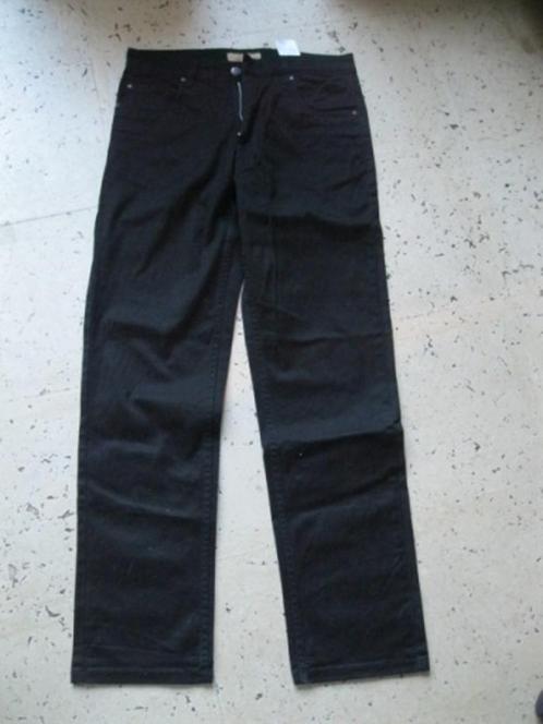 maat M, (31/32) 1 zwarte Pilot spijkerbroek, stretch, Kleding | Dames, Spijkerbroeken en Jeans, Zo goed als nieuw, W30 - W32 (confectie 38/40)
