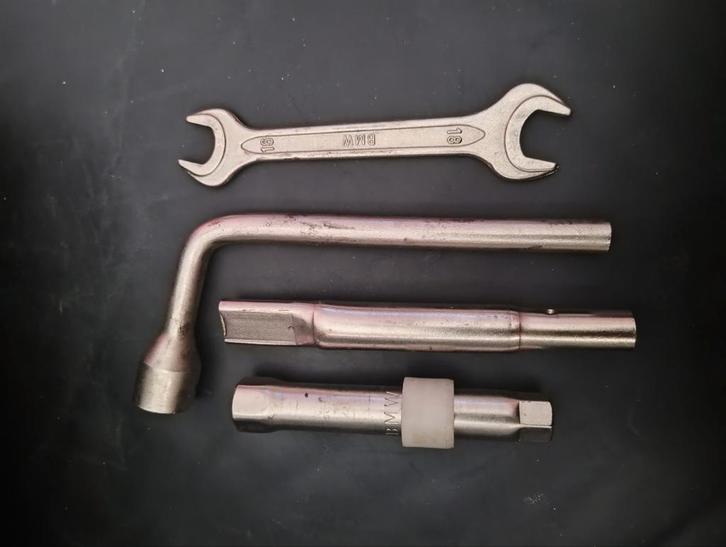 👉Orgineel BMW motor gereedschap, Motoren, Onderdelen | BMW, Ophalen of Verzenden