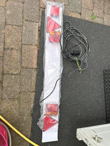  Nieuwe aanhangerverlichtingsbalk – compleet met kabel en s beschikbaar voor biedingen