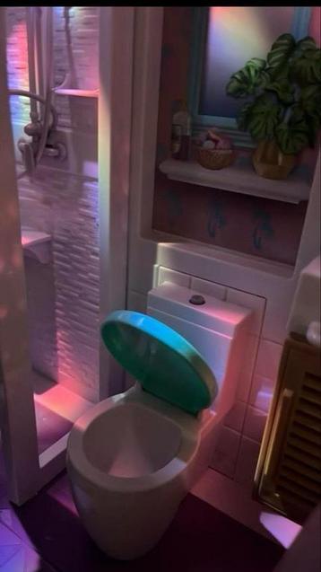 Barbie huis XL beschikbaar voor biedingen