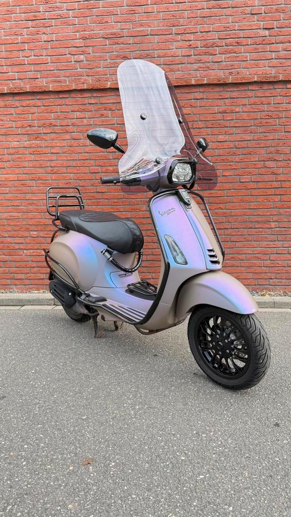 Vespa Sprint e4 Custom kleur, Fietsen en Brommers, Scooters | Vespa, Gebruikt, Overige modellen, Maximaal 45 km/u, Benzine, Ophalen