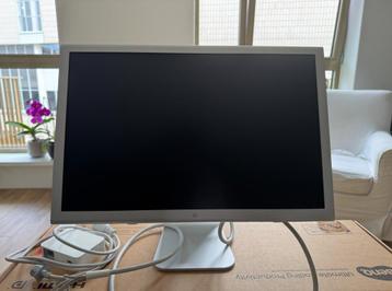 Apple Cinema Display 23 inch (2 stuks beschikbaar) beschikbaar voor biedingen