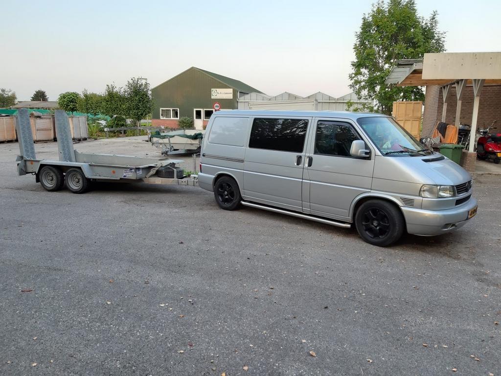 GEZOCHT volkswagen transporter t4 2.5, Auto's, Volkswagen, Bedrijf, Diesel, Te koop