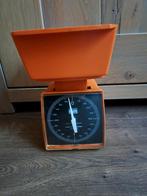Vintage oranje keukenweegschaal merk Hanson 2 kg maximaal, Ophalen of Verzenden, Keukenweegschaal, Analoog, Minder dan 10 kg