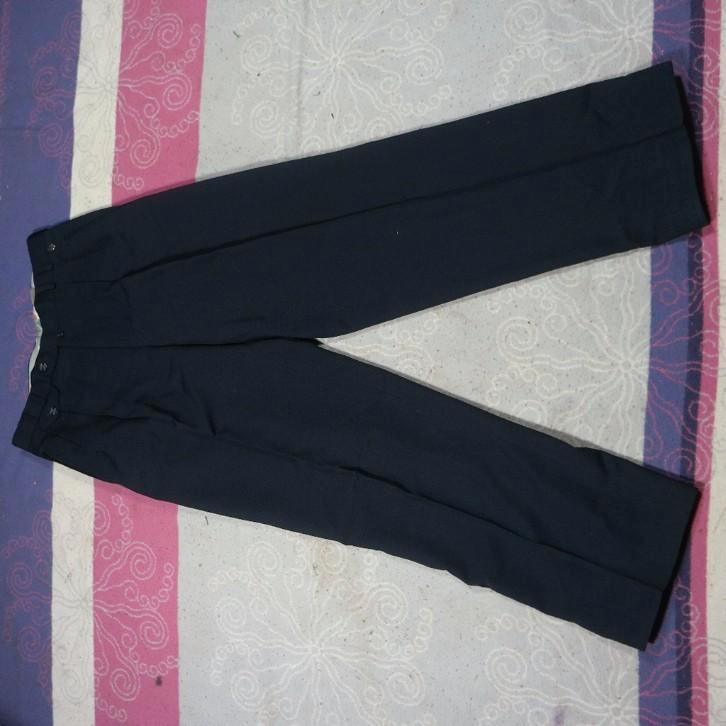 Nette herenpantalon.Taille 82cm.45% scheerwol.Merk Meyer, Kleding | Heren, Broeken en Pantalons, Zo goed als nieuw, Maat 56/58 (XL)