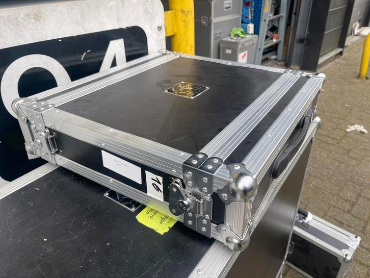 PRO FLIGHTCASE 19Inch 2He Double Doors 43cm inbouw Case nr16, Muziek en Instrumenten, Behuizingen en Koffers, Zo goed als nieuw