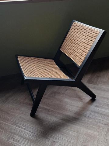 Lounge relax fauteuil stoel beschikbaar voor biedingen