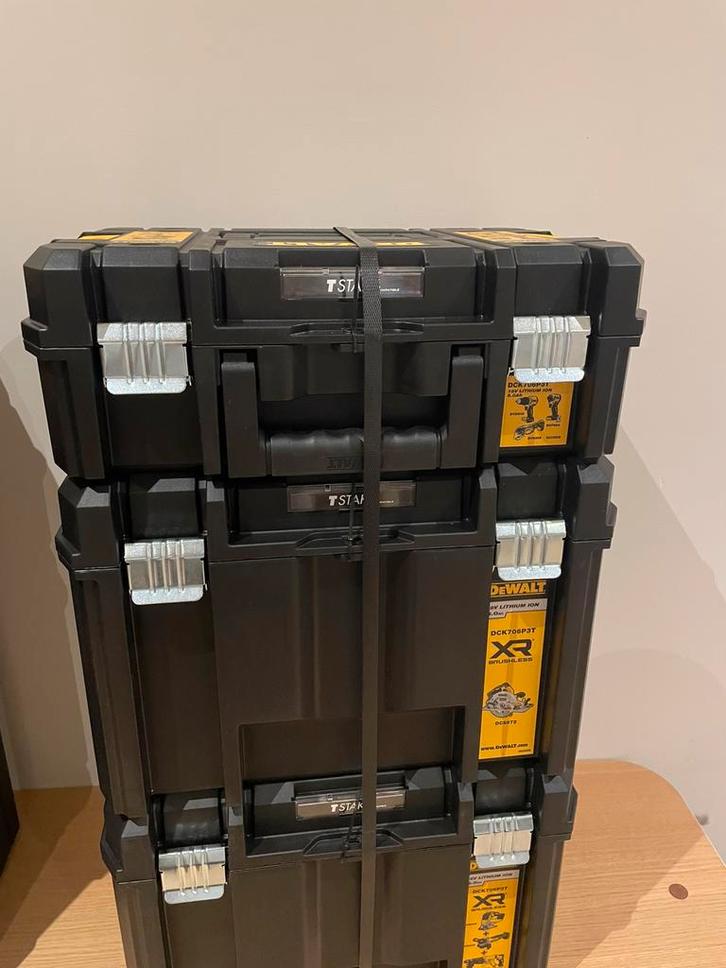 Dewalt combiset 18v dck706p3t, Doe-het-zelf en Verbouw, Kratten en Dozen, Zo goed als nieuw, Doos, Minder dan 35 cm, Minder dan 40 cm