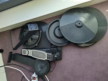 elektronisch drumstel onderdelen beschikbaar voor biedingen
