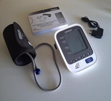Bloeddrukmeter Omron M6 Comfort beschikbaar voor biedingen