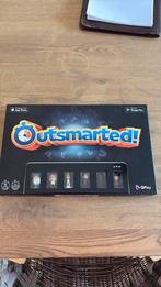 Outsmarted, Hobby en Vrije tijd, Gezelschapsspellen | Bordspellen, Ophalen of Verzenden, Zo goed als nieuw