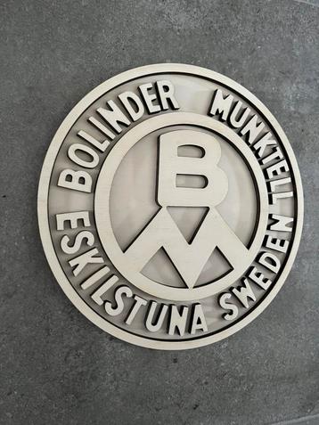 Bolinder munktell 3d embleem van hout diameter 35cm beschikbaar voor biedingen